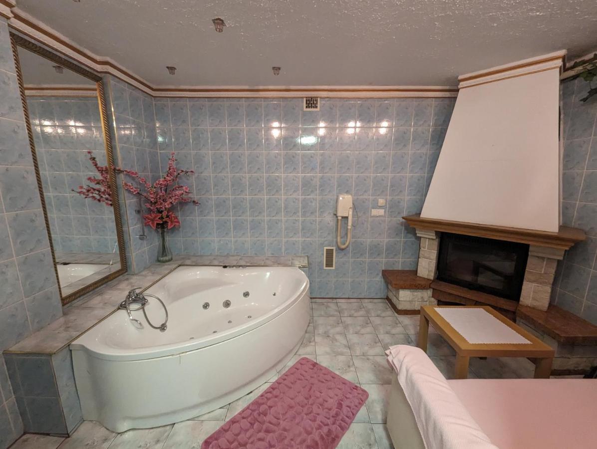 Motel Drabek Tarnowskie Góry Extérieur photo